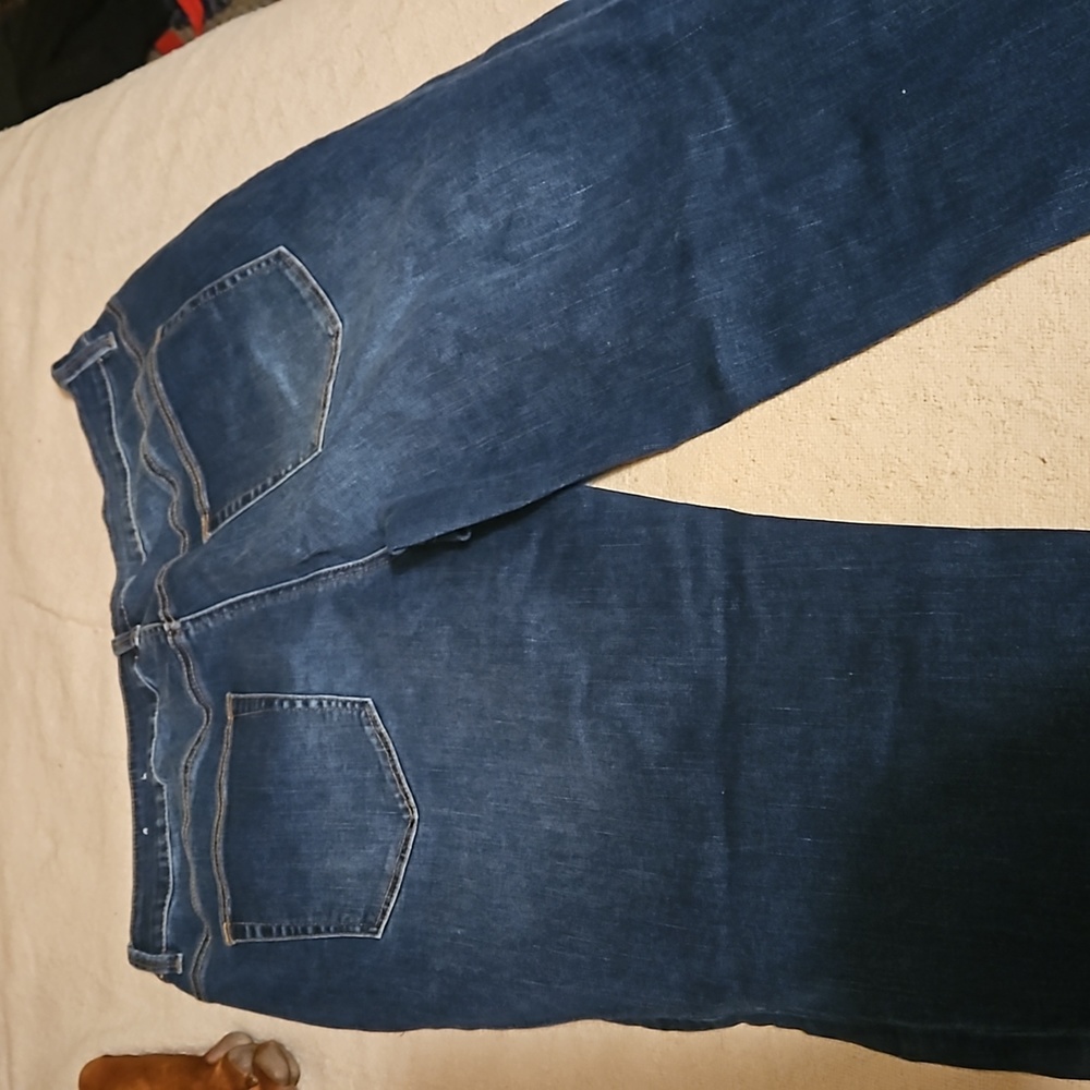 Jeans - Picture 2 of 3